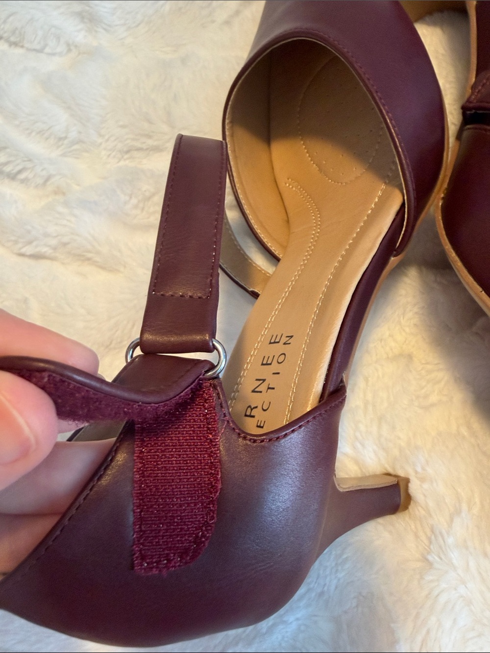 Journee Collection burgundy Pointed Toe Ankle Strap Pumps 10 wide - Picture 4 of 9